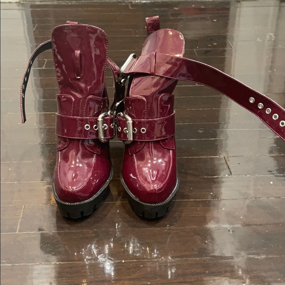 Red fashion nova heels